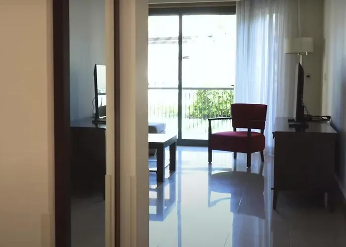 Paradise Vilamoura - The Residences Апартаменты Картейра